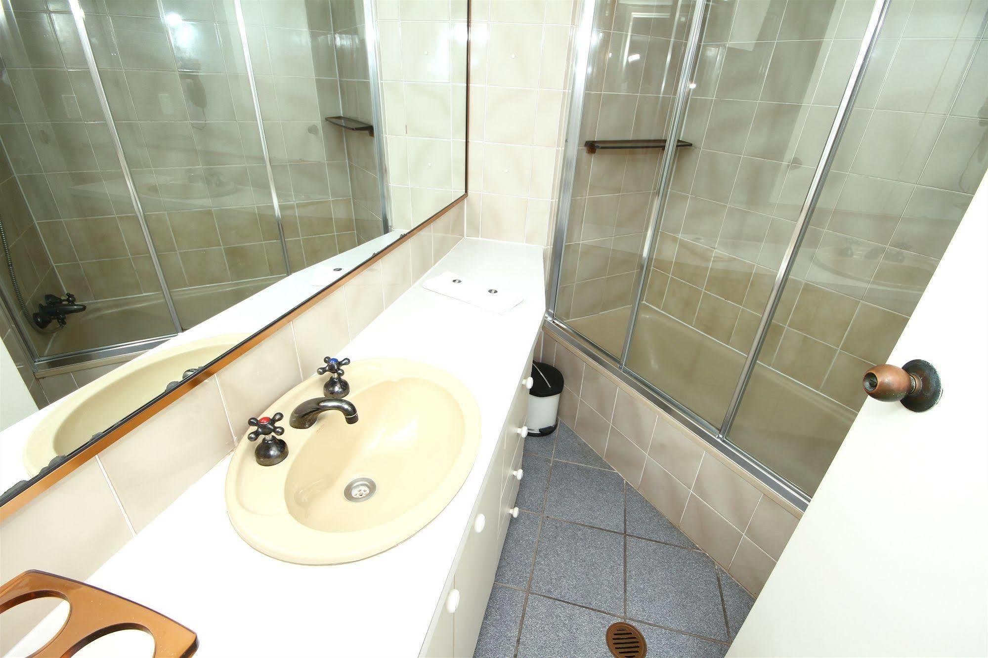 San Simeon Beachfront Apartments Tugun Gold Coast Luaran gambar