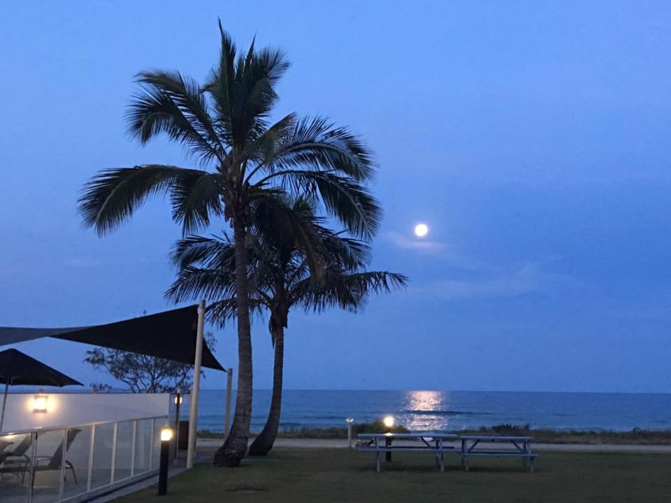 San Simeon Beachfront Apartments Tugun Gold Coast Luaran gambar